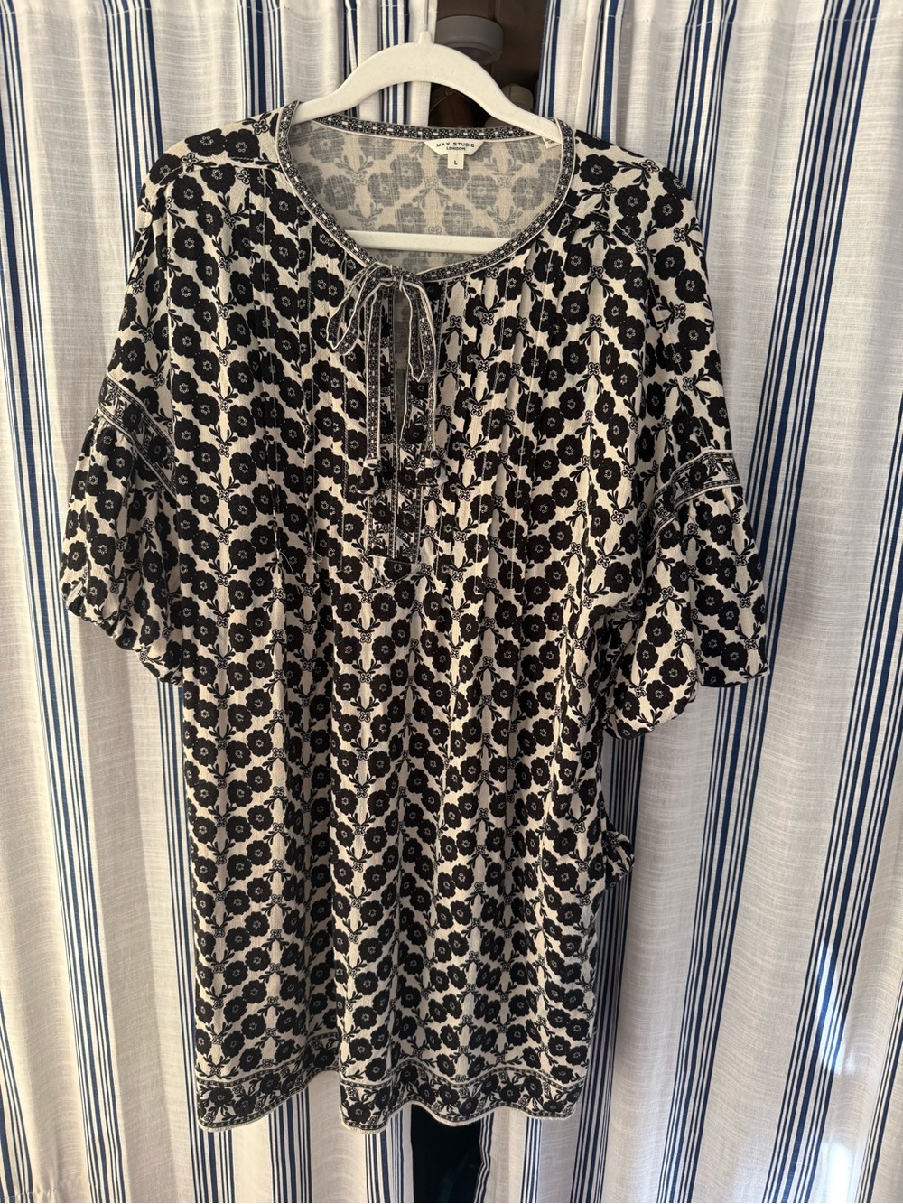 Stylish and Artsy Black and Cream Floral Tie-Neck Tunic Mini Dress